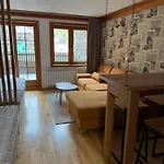 122 - Vucko - Private Host Apartament