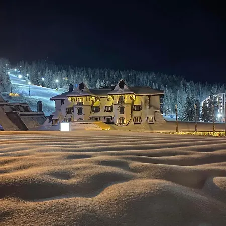 122 - Vucko - Private Host 3*